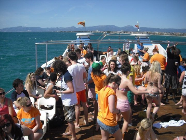  Celebrate your events with us 